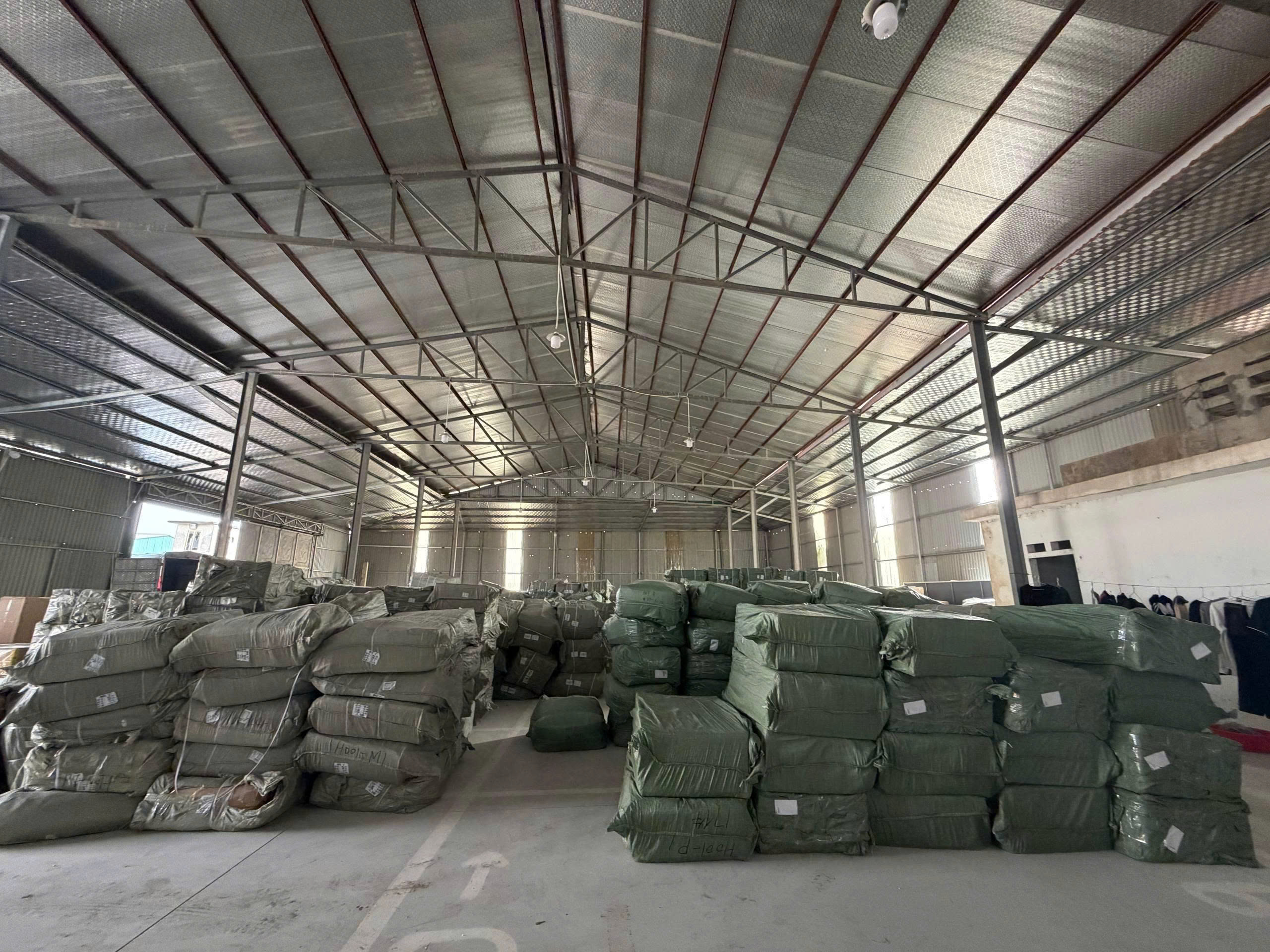 z7567510004177_f514f27abddc10edf0e0cb088becd360