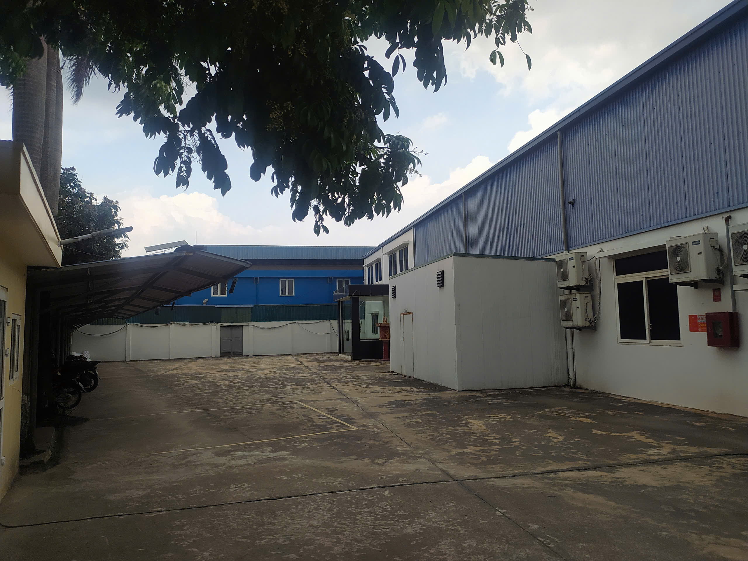 z7425456487446_f94c6f887f8f7c6fd55b8c04028a634f