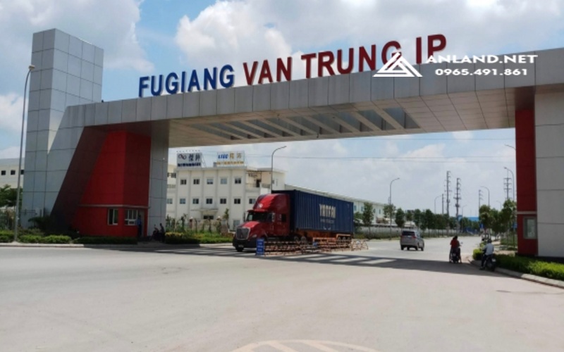 Khu-cong-nghiep-Van-Trung